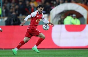 فیلم| بدشانسی بزرگ اورونوف؛ تیر دروازه مانع دبل پرسپولیس مقابل مس شد!