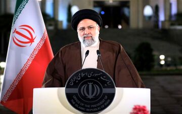 آیت‌الله رئیسی: مردم ایران در روز جمهوری اسلامی تصمیم گرفتند دین بر سرنوشت آنها حاکم باشد