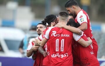 پرسپولیس در حال فروش پوریا شهرآبادی، محمدمهدی زارع و دانیال ایری