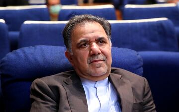 عباس آخوندی: تماشای تلویزیون ایران عین مبارزه با نفس است