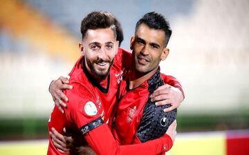 خمز غر زد، تراکتور مهاجم جذب می‌کند