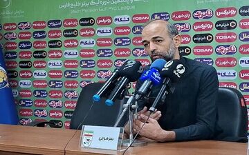 نویدکیا: داوری پر اشکال بود، سپاهان مستحق برد برابر آخال