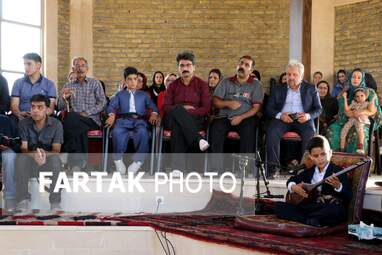 مراسم و اختتامیه سومین آوای تنبور دالاهو گهواره روستای بانزلانی