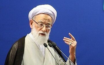 انقلاب اسلامی نگذاشت گردن‌کشان دنیا به هدف‌شان برسند