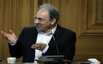 پشت درهای بسته بهشت بین اعضای شورای شهر و شهردار گذشت؟
