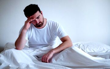 دلیل اختلال نعوظ در جوانان چیست و چگونه درمان می‌شود؟
