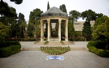 حافظیه تا اطلاع ثانوی تعطیل است