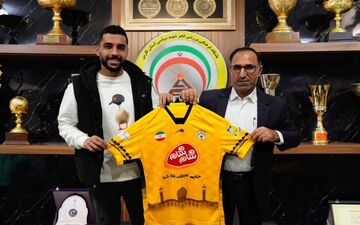 رسمی: مهاجم پیشین پرسپولیس در فجر (عکس)