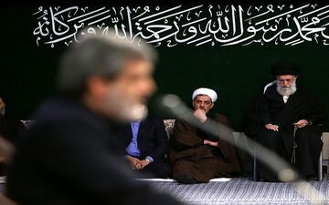 با حضور رهبر انقلاب؛ چهارمین شب مراسم عزاداری حضرت زهرا(س) برگزار شد