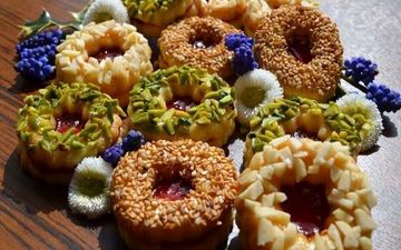 آموزش تهیه شیرینی مشهدی فوق العاده به سبک خانگی + دستور تهیه
