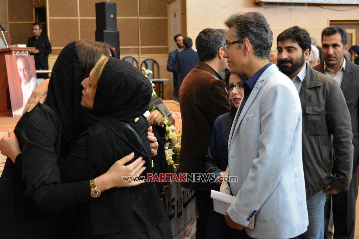 مراسم سالگرد عارف لرستانی