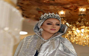 تیپ قرمز بهنوش بختیاری جنجال بپا کرد| بهنوش بختیاری با این تیپ مثل دختر 14 ساله شد!