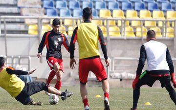 عجیب و باورنکردنی؛ واترپلو در تمرینات پرسپولیس! +عکس