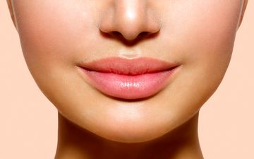 برای اینکه لب هایی زیبا و سالم داشته باشیم چه کار کنیم؟

