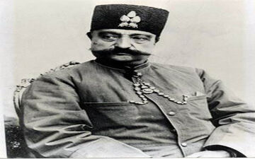 اولین سلفی تاریخ ایران توسط ناصرالدین شاه/عکس