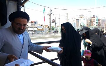 ۱۲ هزار غذا به مناسبت عید بزرگ غدیر در جوار حرم کریمه اهل بیت (ع) توزیع شد