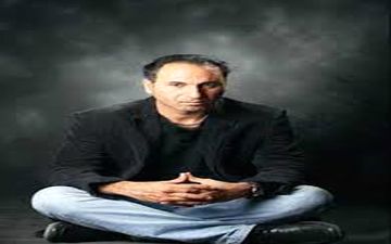 حمید فرخ نژاد در کنار رقاص خارجی!