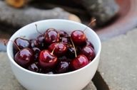 گیلاس قرمز تیره و مهار متاستاز: امیدی تازه برای سرطان سینه 