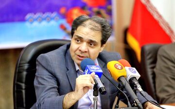 آخرین وضعیت پرداخت بدهی بیمه سلامت به داروخانه‌ها / حذف دفترچه بیمه در ۶۰۱ بیمارستان