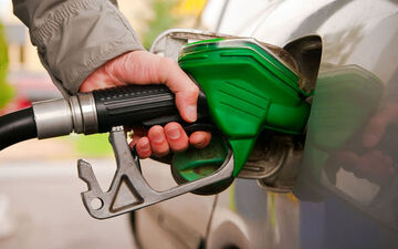 
مصرف بنزین ایرانیان رکورد زد
