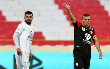 حسینی: تمرکز باشگاه پرسپولیس روی ۲ دیدار آینده باشد تا خرید بازیکن/ ۵ میلیون و ۵۰۰ هزار دلار درآمدزایی کردیم 