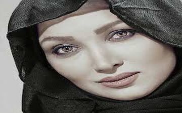 روناک یونسی با بچه هایش در کانادا