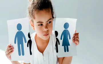 چگونه طلاق را برای کودکان توضیح دهیم؟
