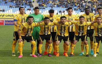 جذب یک مهاجم و یک هافبک طراح پایان کار سپاهان در نقل و انتقالات