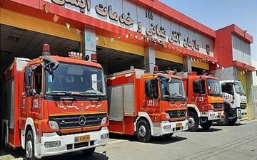 آتش‌سوزی در اسکله صیادی پشت شهر بندرعباس مهار شد