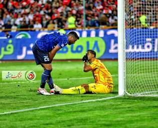گزارش تصویری دیدار پرسپولیس تهران و گل‌گهر سیرجان 