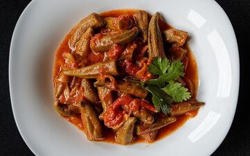 خوراک بامیه افغانستانی، یک غذای لذیذ و خوشمزه