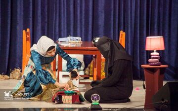 «تنهایی دنیا» از کانون استان کرمانشاه به مرحله نهایی هجدهمین جشنواره هنرهای نمایشی راه یافت