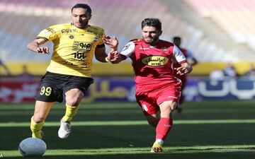 دو پنالتی و اخراج؛ خوش به حال محمود فکری و ساپینتو!