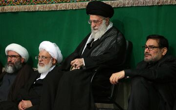 
آخرین شب مراسم عزاداری حضرت اباعبدالله الحسین در حضور رهبری
