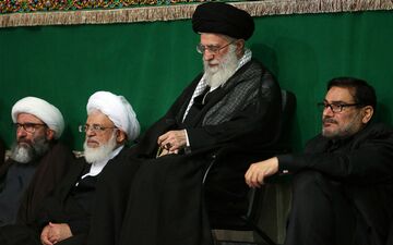
آخرین شب مراسم عزاداری حضرت اباعبدالله الحسین در حضور رهبری
