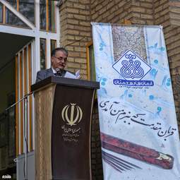 گزارش تصویری گردهمایی بزرگ دانش آموزان دبیرستان تاریخی ابن سینا در همدان