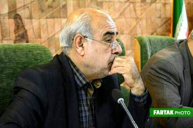 نشست معاون سیاسی وزارت کشور با معتمدین کرمانشاه