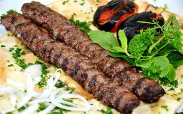 کوبیده رستورانی رو با این دستور پخت عالی درست کنید!