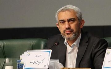 تسهیل تبدیل ارز و صدور سفرکارت برای گردشگران خارجی در ایران