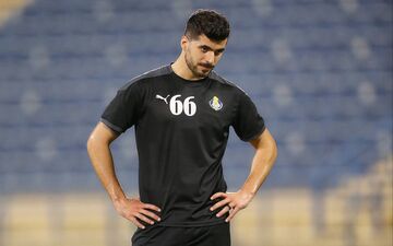 عزت‌اللهی به شباب الاهلی پیوست