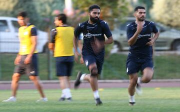 فرشید باقری اختصاصی تمرین کرد