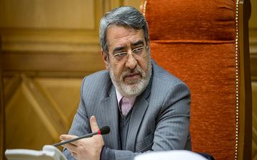 ابراز نارضایتی وزیر کشور از کندی کنترل مکانیزه در مبادی واردات و صادرات