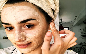 ماسک‌های طبیعی و خانگی با میوه‌های بهاری|  راز زیبایی و سلامت پوست شما در فصل بهار