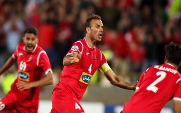 هر زمان توانستیم جام را بالای سر ببریم آن زمان قهرمانیم!