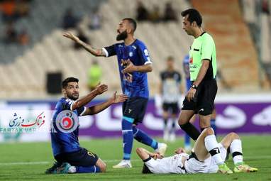 استقلال- پیکان