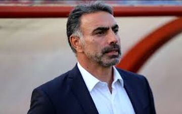 فکری: مشکلی با ماندن طاهرخانی در استقلال نداشتم