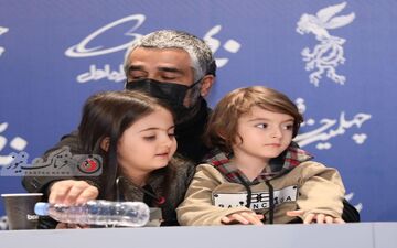 پژمان جمشیدی و میترا حجار در نشست خبری فیلم سینمایی «بی مادر»
