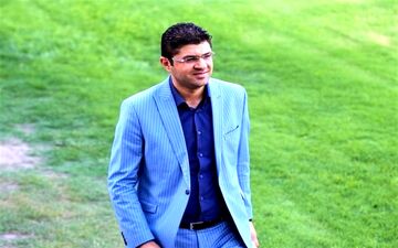  می‌دانیم در بدترین حالت تیم را تحویل میثاقیان می‌دهیم