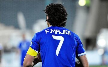 ملاقات محرمانه شفر با محبوب آبی پوشان