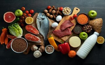 اگر سنتان بالا رفته، این ۵ ماده مغذی را حتماً بیشتر بخورید